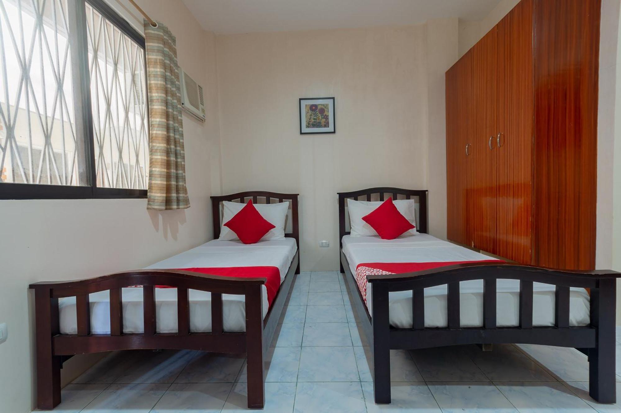 3J'S And K Apartment Île de Mactan Extérieur photo